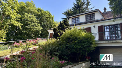 Maison ancienne - 151 m² - 6 pièces