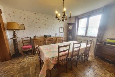 Maison - 178 m² - 7 pièces