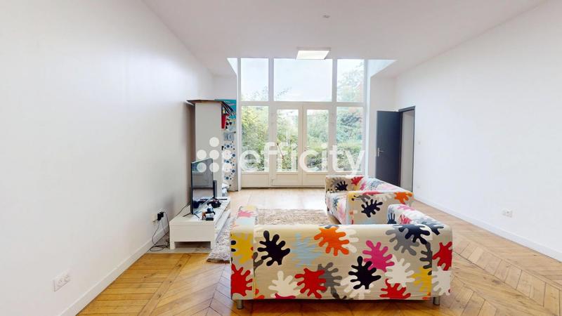 Immeuble - 650 m² - 9 pièces