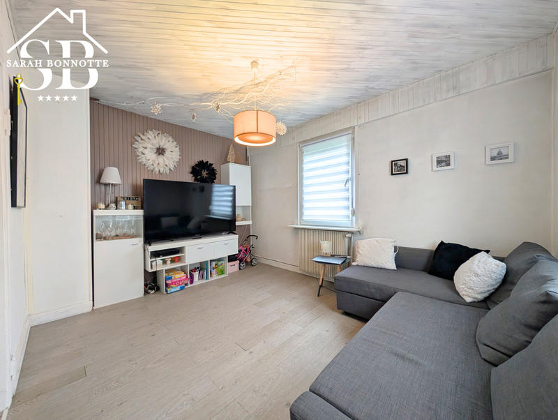 Maison - 95 m² - 5 pièces