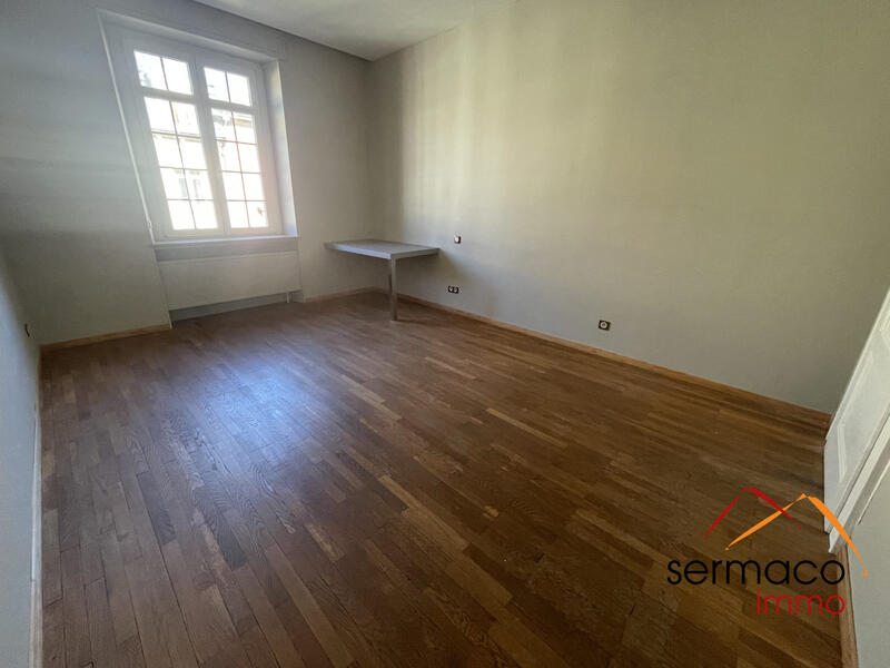 Appartement - 160 m² - 5 pièces