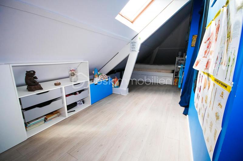 Maison - 150 m² - 8 pièces