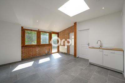 Maison - 90 m² - 3 pièces