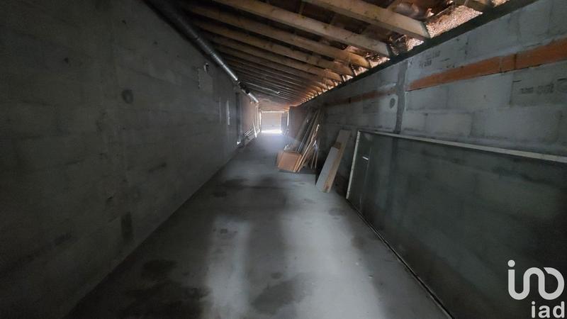 Local commercial - 267 m²