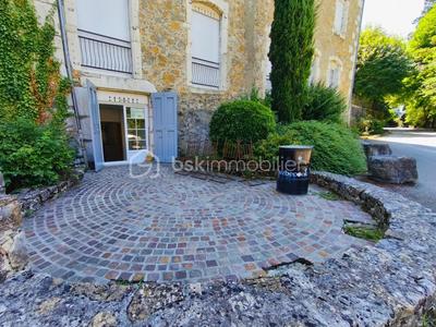 Appartement - 61 m² - 2 pièces