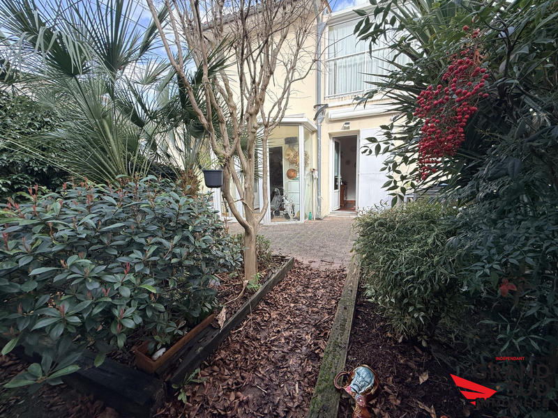 Maison ancienne - 140 m² - 5 pièces