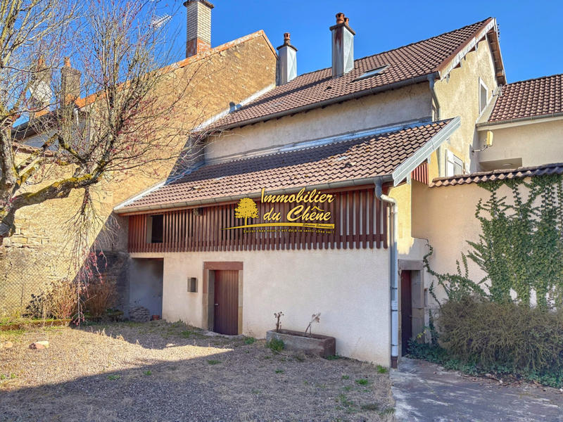 Maison - 206 m² - 9 pièces