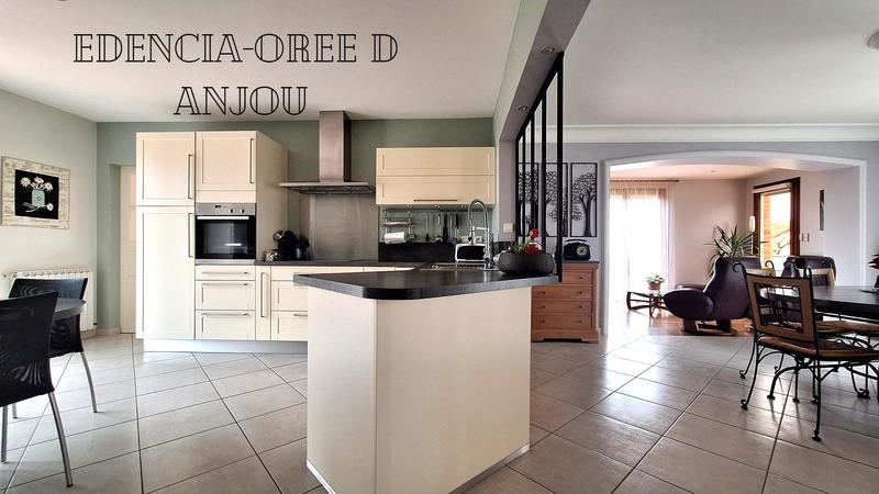 Maison - 147 m² - 7 pièces