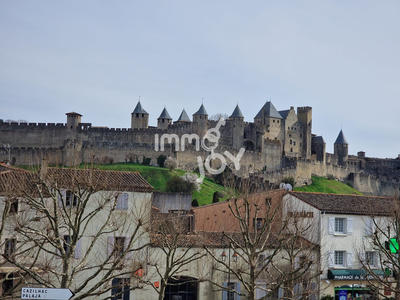 Immeuble - 170 m² - 8 pièces