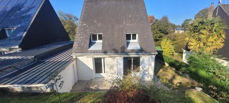 Maison de ville - 95 m² - 5 pièces