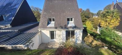 Maison de ville - 95 m² - 5 pièces