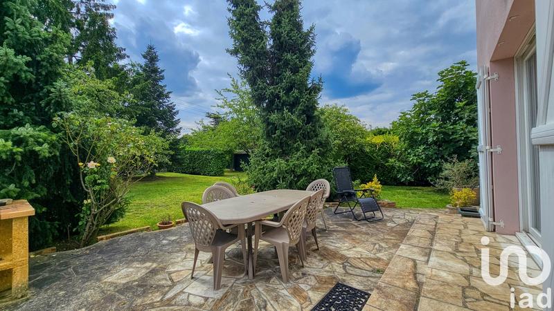 Maison - 205 m² - 8 pièces