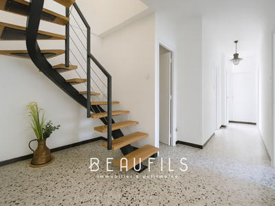 Maison - 146 m² - 5 pièces