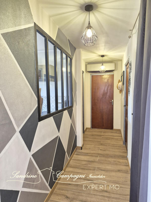 Maison - 152 m² - 6 pièces