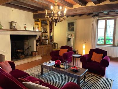 Maison - 285 m² - 10 pièces