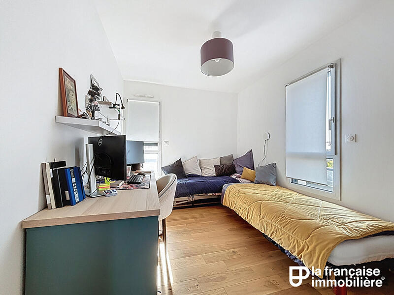 Maison - 142 m² - 6 pièces