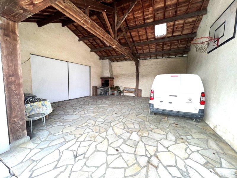 Maison - 170 m² - 8 pièces