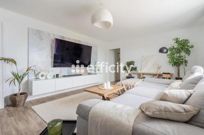 Appartement - 85 m² - 4 pièces