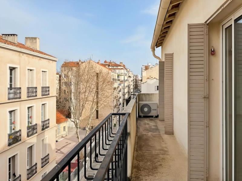 Appartement - 83 m² - 4 pièces