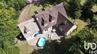 Maison - 173 m² - 8 pièces