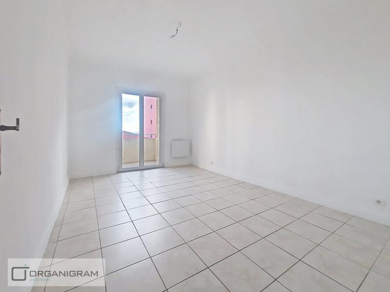 Appartement - 98 m² - 4 pièces