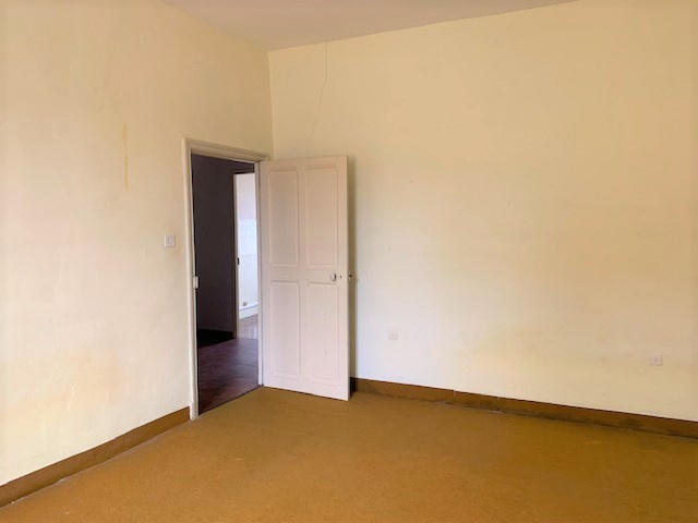 Maison de village - 140 m² - 7 pièces