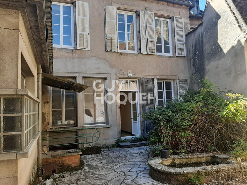 Immeuble - 220 m² - 9 pièces