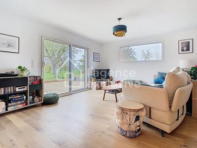 Maison - 170 m² - 5 pièces