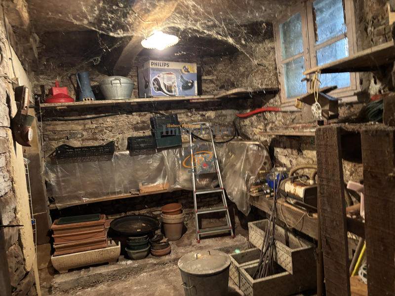 Maison - 152 m² - 1 pièce