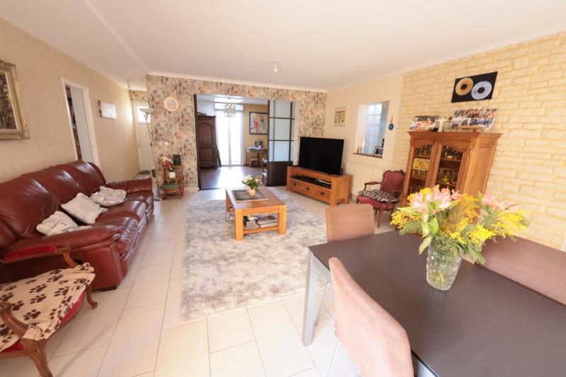 Maison - 143 m² - 7 pièces