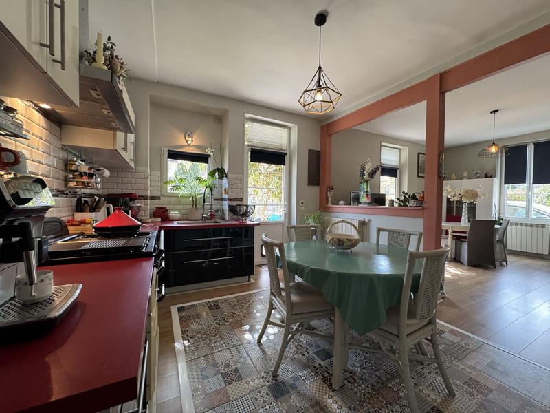 Maison - 144 m² - 6 pièces