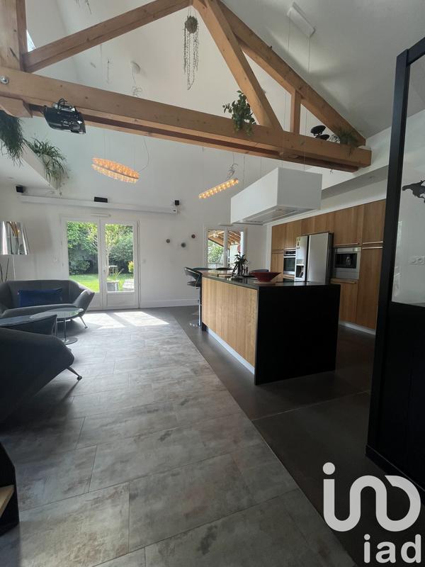 Maison de ville - 200 m² - 6 pièces