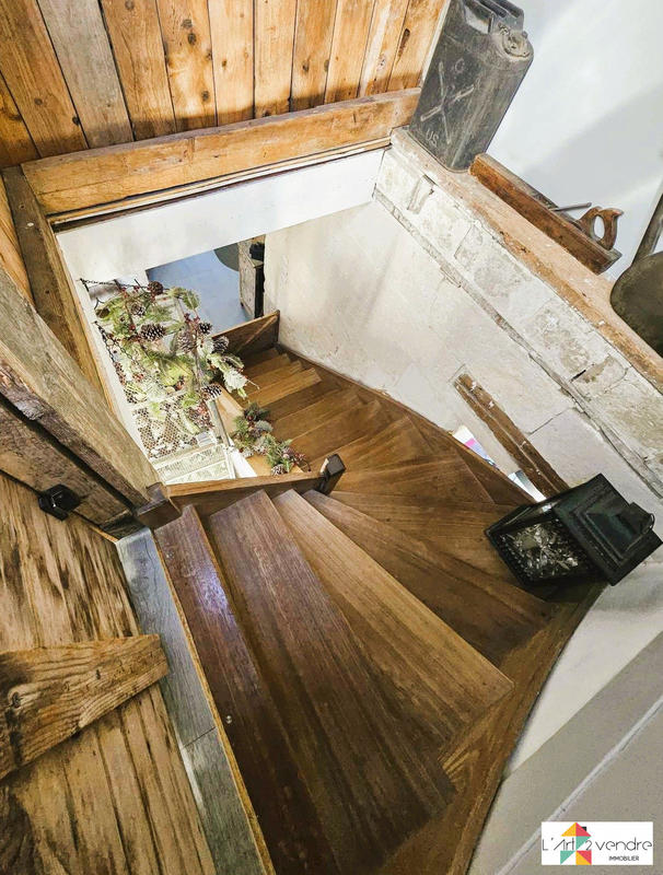 Maison - 185 m² - 6 pièces