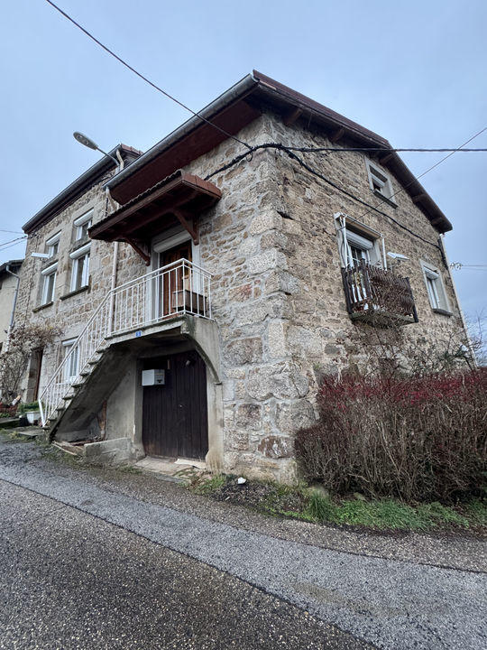 Maison - 170 m² - 8 pièces