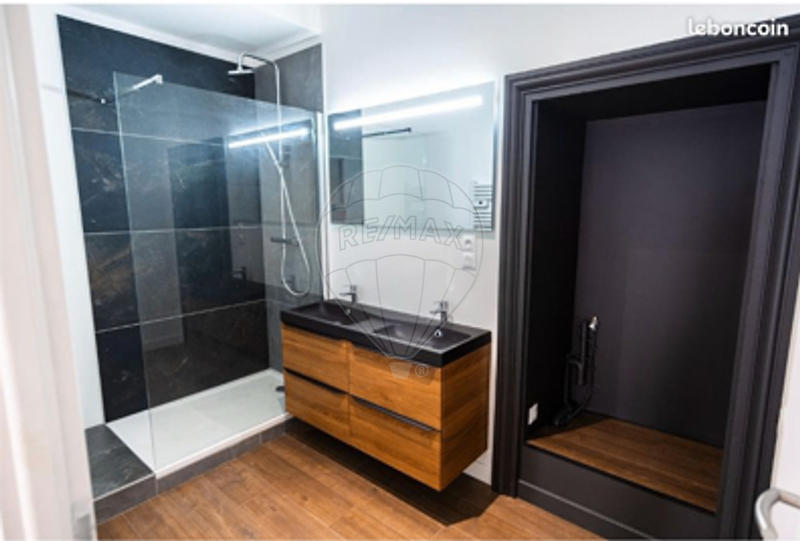 Appartement - 92 m² - 4 pièces