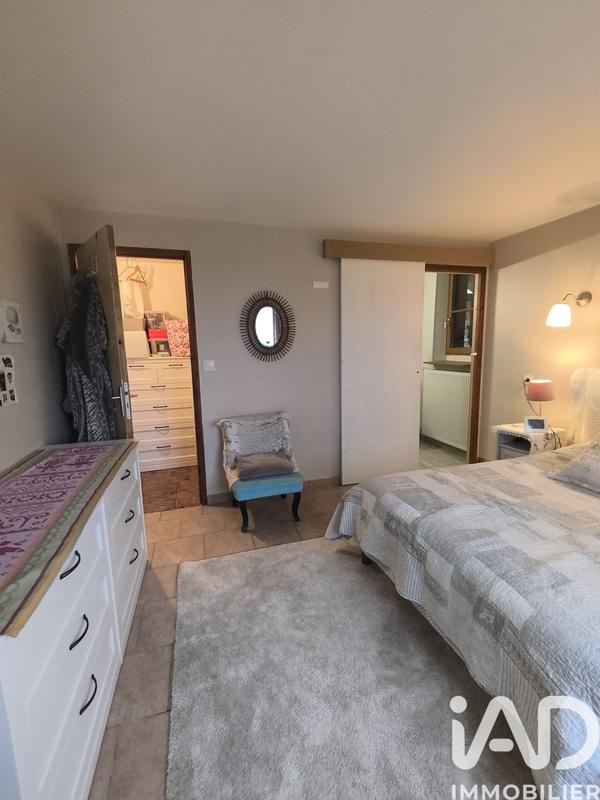 Maison - 260 m² - 9 pièces