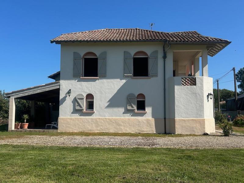 Propriété - 150 m² - 4 pièces