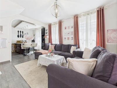 Maison - 130 m² - 6 pièces