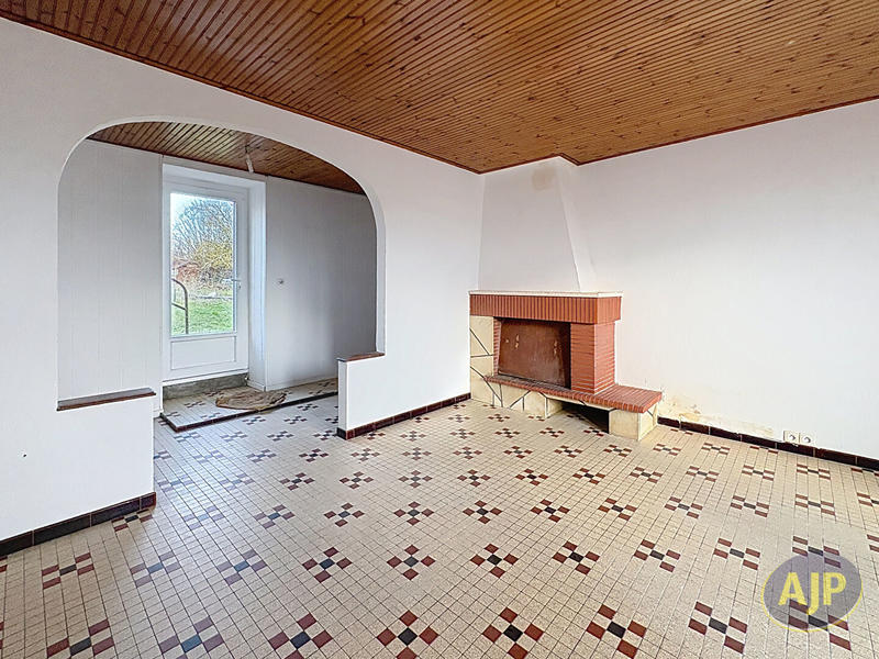 Maison - 90 m² - 6 pièces