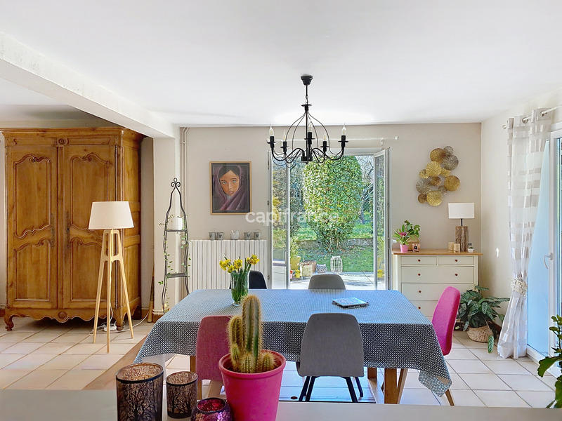 Maison - 146 m² - 6 pièces