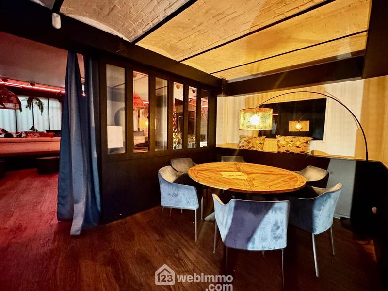 Local commercial - 529 m² - 6 pièces