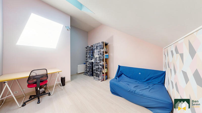 Maison - 256 m² - 10 pièces