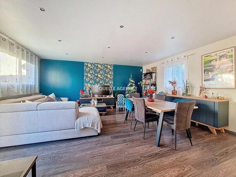 Maison - 90 m² - 5 pièces