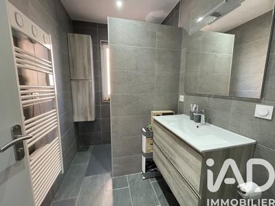 Maison - 74 m² - 4 pièces