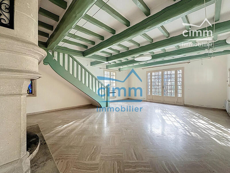 Maison - 180 m² - 5 pièces