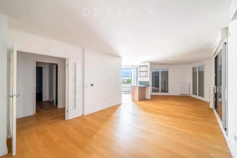 Appartement - 107 m² - 4 pièces