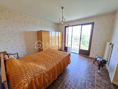 Maison de village - 181 m² - 7 pièces