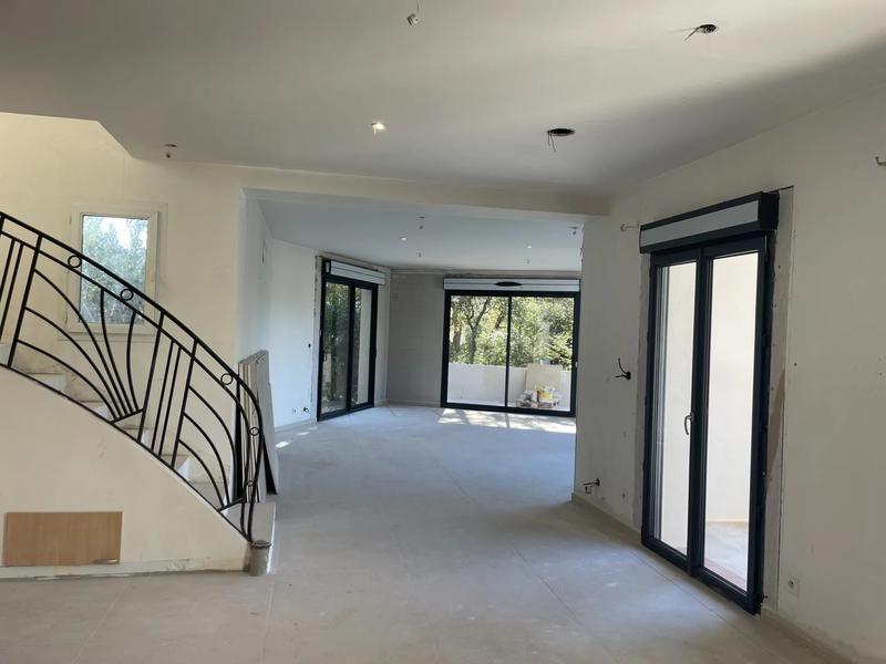 Villa - 153 m² - 6 pièces