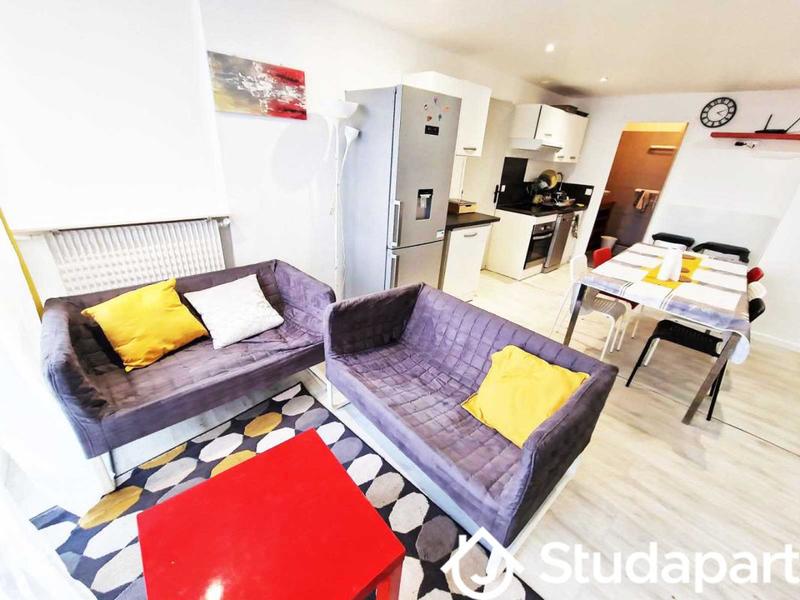 Chambre - 9 m² - 1 pièce