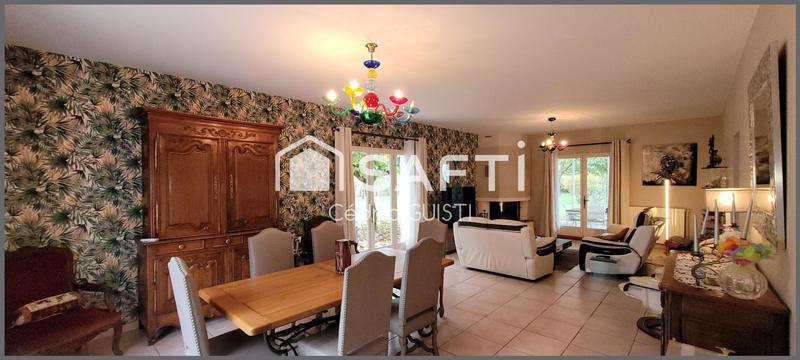 Maison - 200 m² - 7 pièces